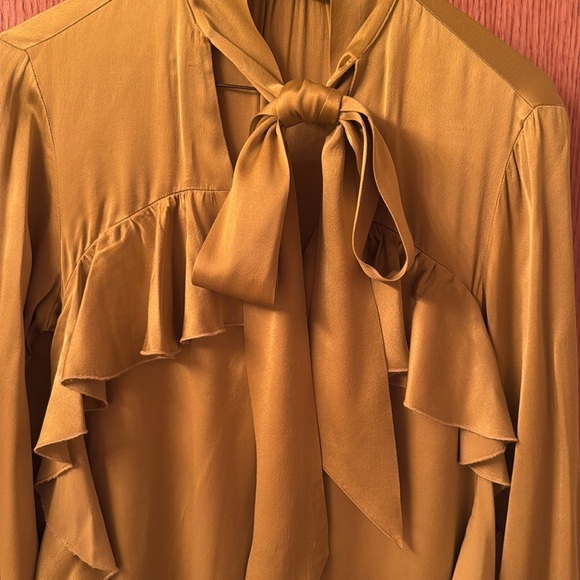 Zara Chartreuse Satin Blouse with bow size XS - Picture 7 of 7